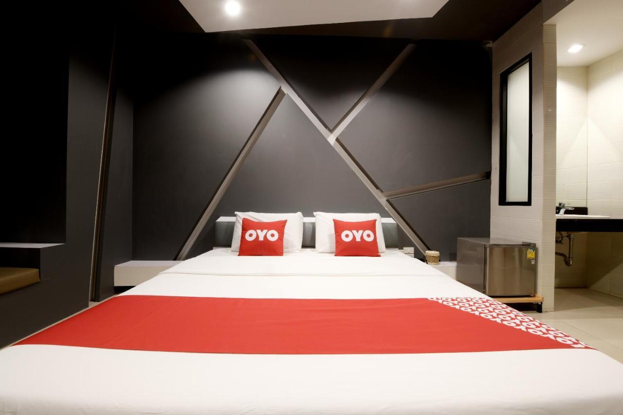 Sriracha Hotel And Spa Ban Huai Yai Phrom Exterior foto